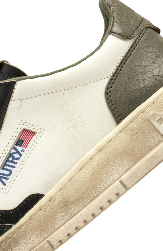 סניקרס עור לבן/שחור/ירוק SUPER VINTAGE. AUTRY