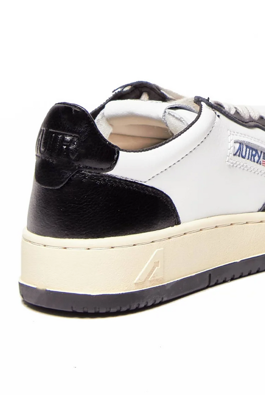 סניקרס AUTRY עור לבן/שחור MEDALIST LOW