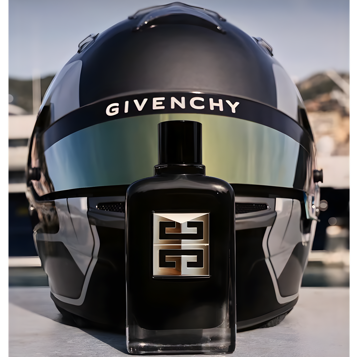 GIVENCHY