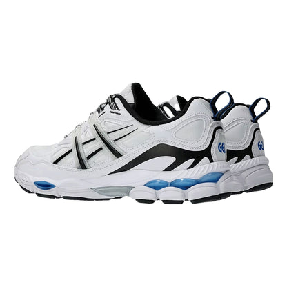 Asics Sneakers