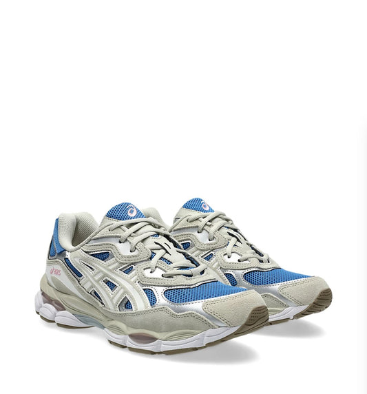 Asics Sneakers