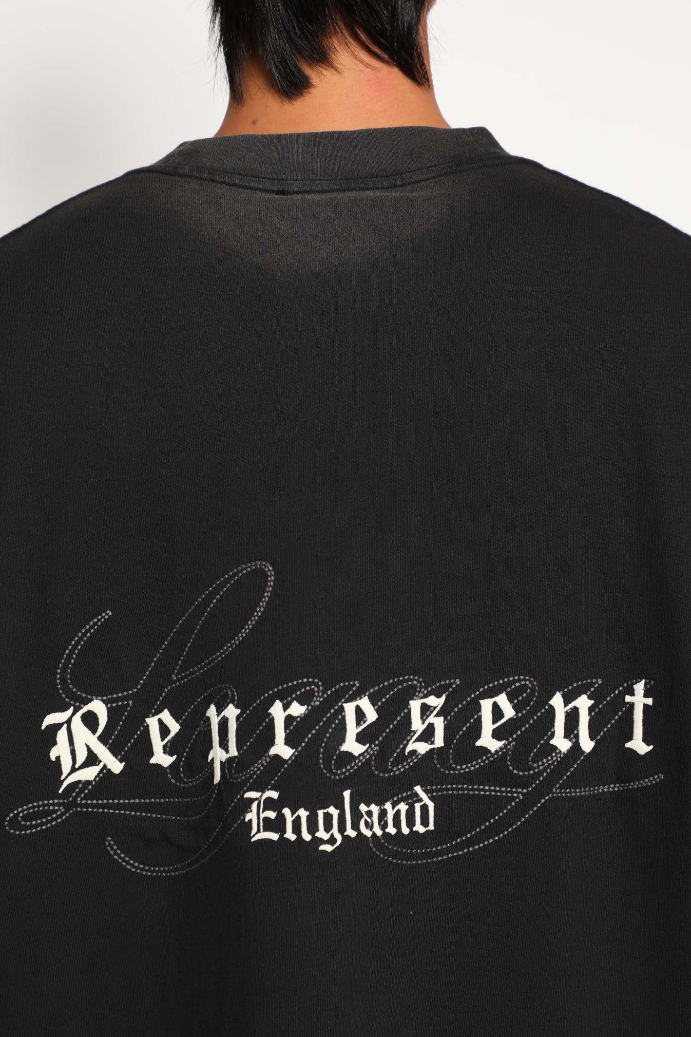 טי שרט Represent