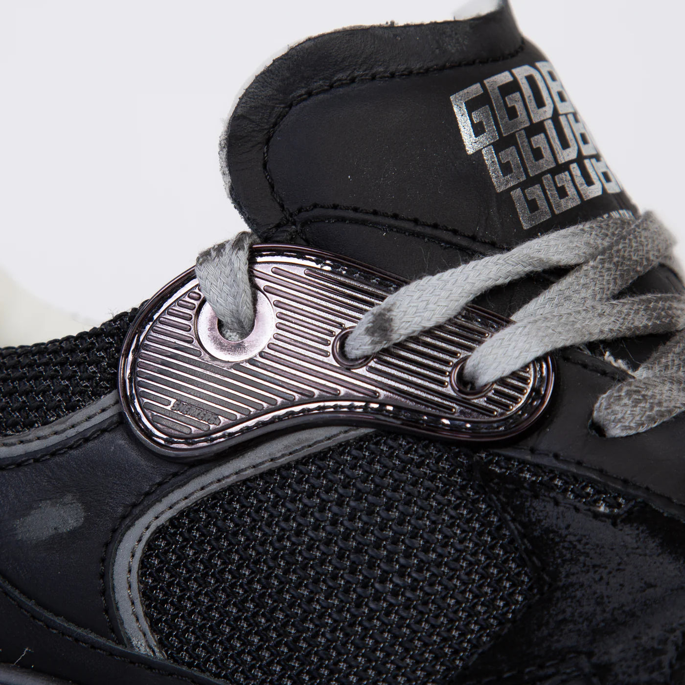 GOLDEN GOOSE SNEAKERS GMF00884