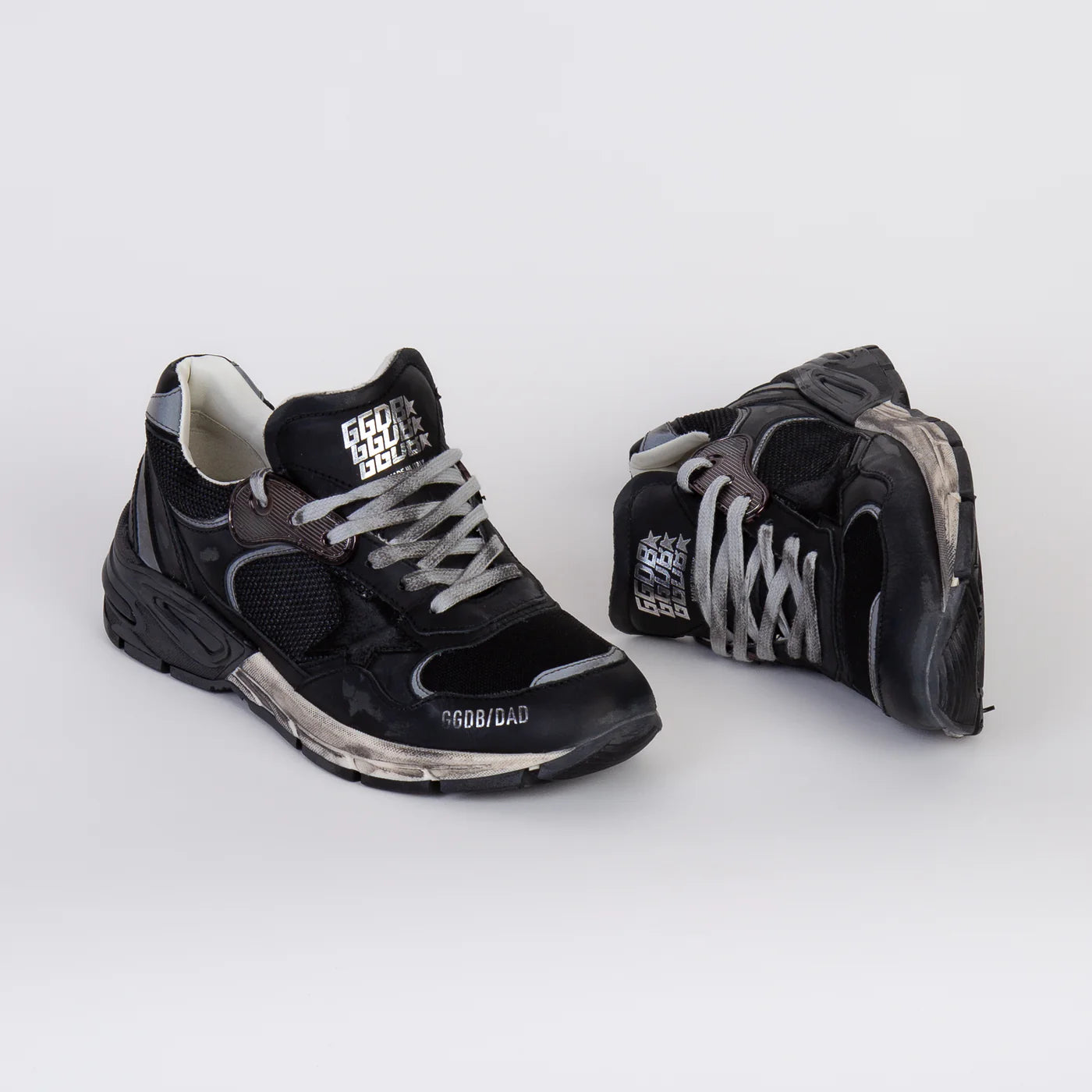 GOLDEN GOOSE SNEAKERS GMF00884