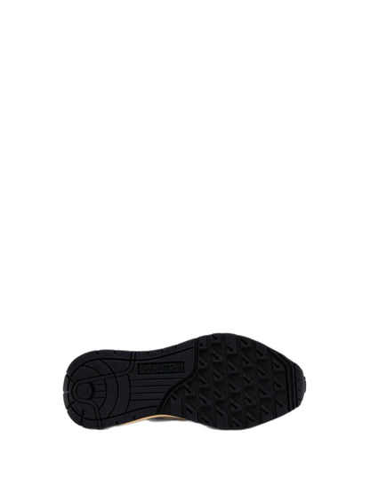 AUTRY
סניקרס WWLM UT27 REELWIND LOW גברים