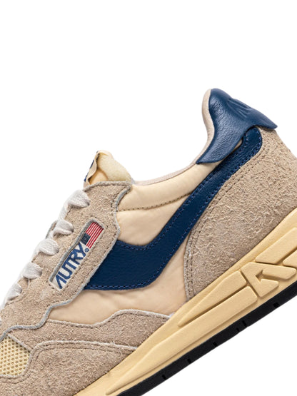 AUTRY
סניקרס WWLM UT27 REELWIND LOW גברים