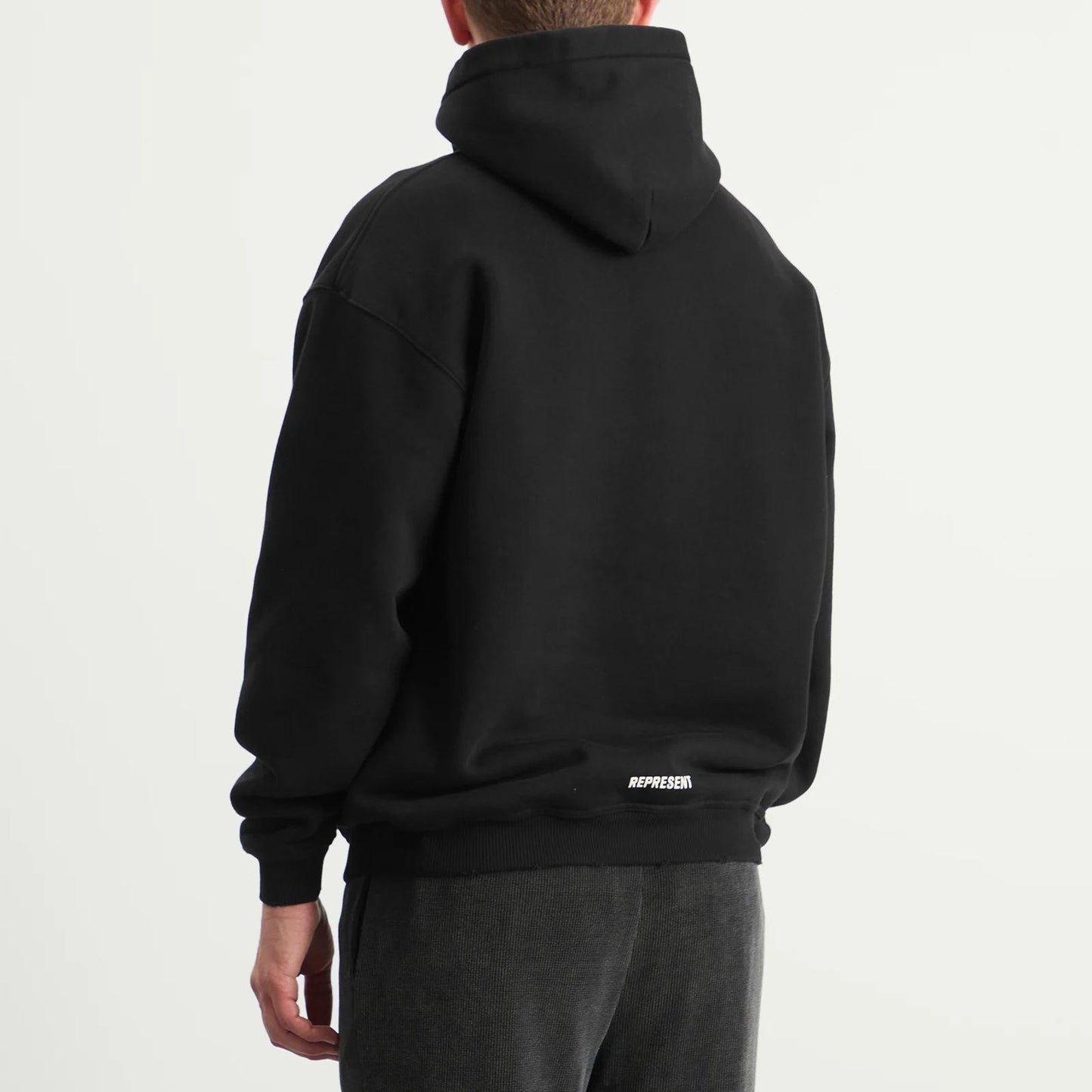 REPRESENT קפוצ'ון אוברסייז