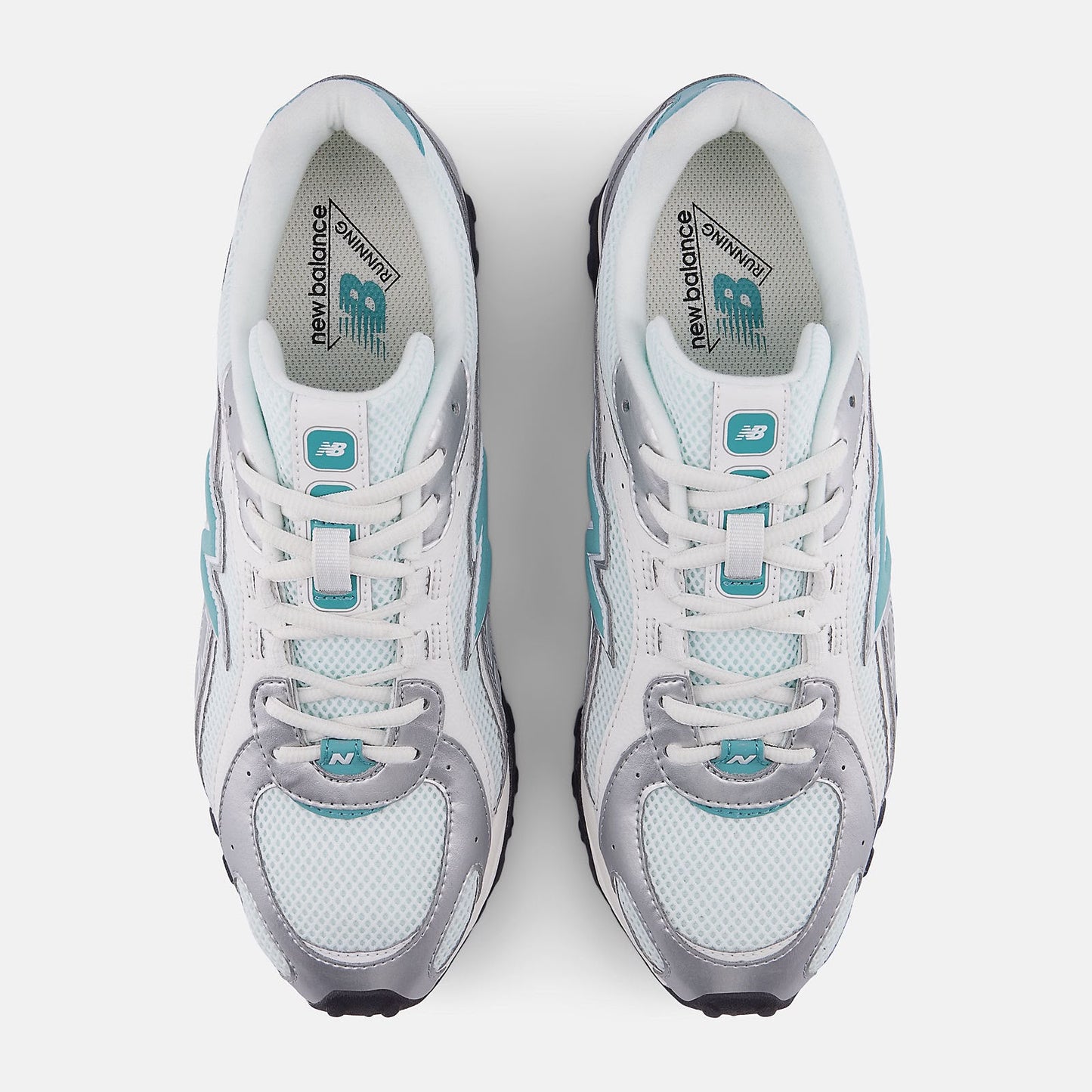 New Balance 204L