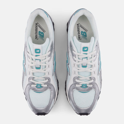 New Balance 204L